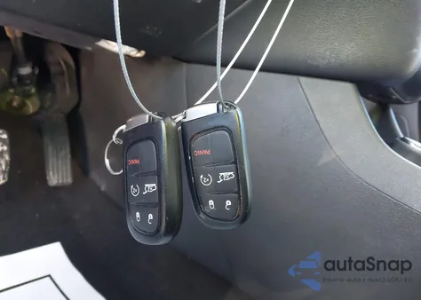 2019 Jeep Cherokee Limited 4X4 из США, поврежденный, VIN 1C4PJMDX0KD259805